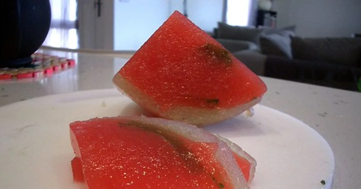 Agar agar E406 seaweed gelling agent - confirmed halal status