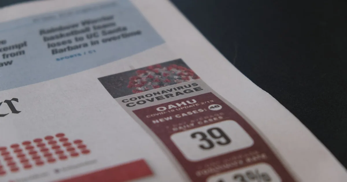 Food label close-up showing "natural flavours" — investigative halal guide